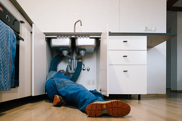 Professional Leak Detection technician working in Stockport, OH